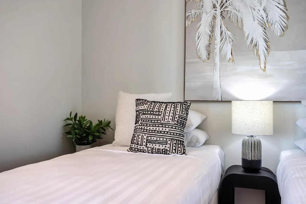 Daire The Luxe Surf And Sea Suite Gold Coast