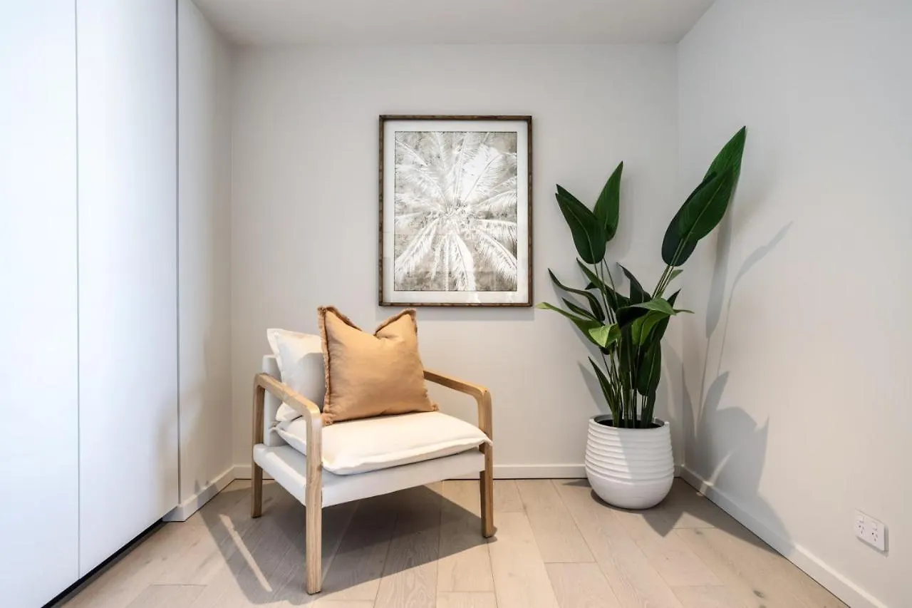 The Luxe Surf And Sea Suite Gold Coast 0*,  Avustralya