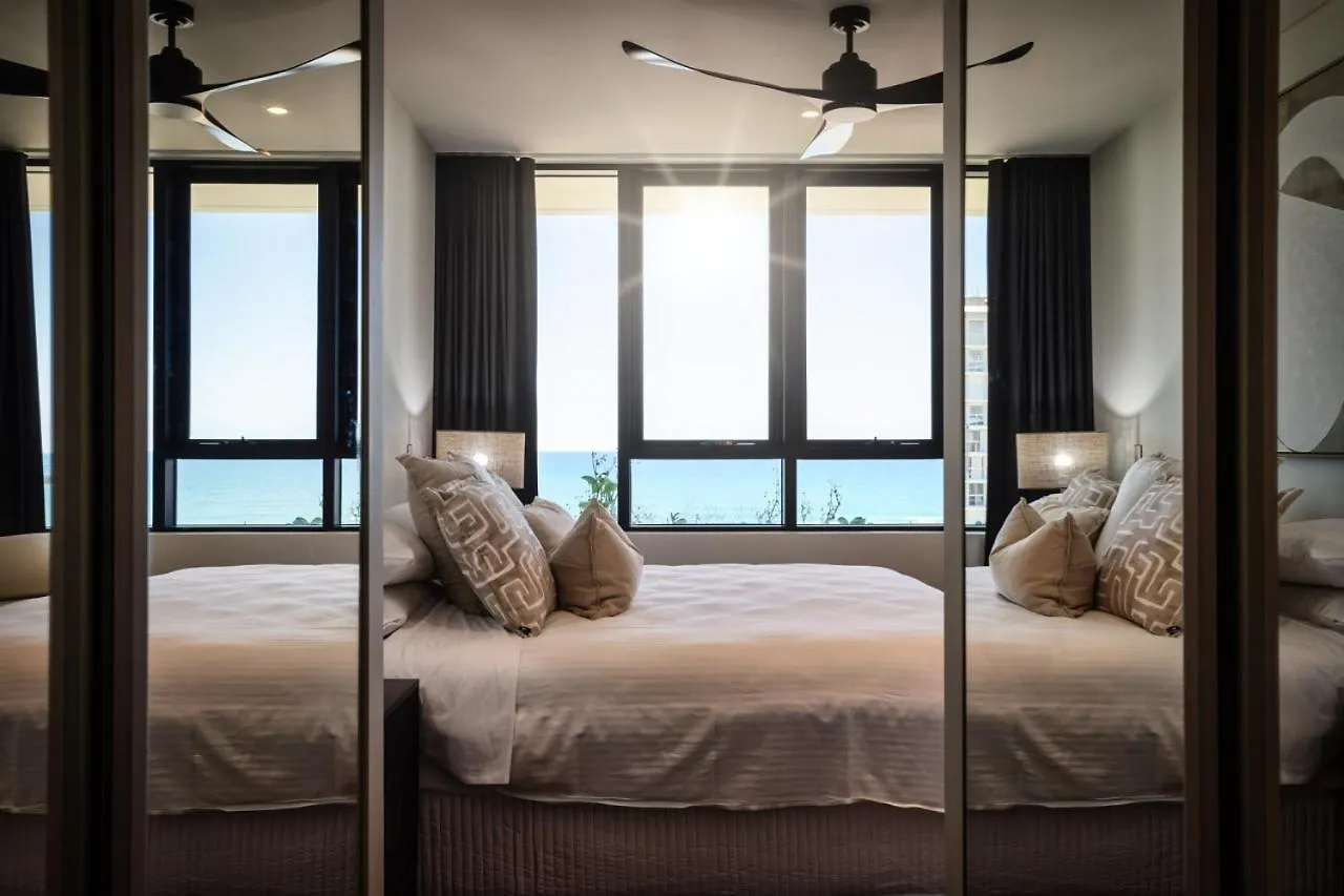 Daire The Luxe Surf And Sea Suite Gold Coast